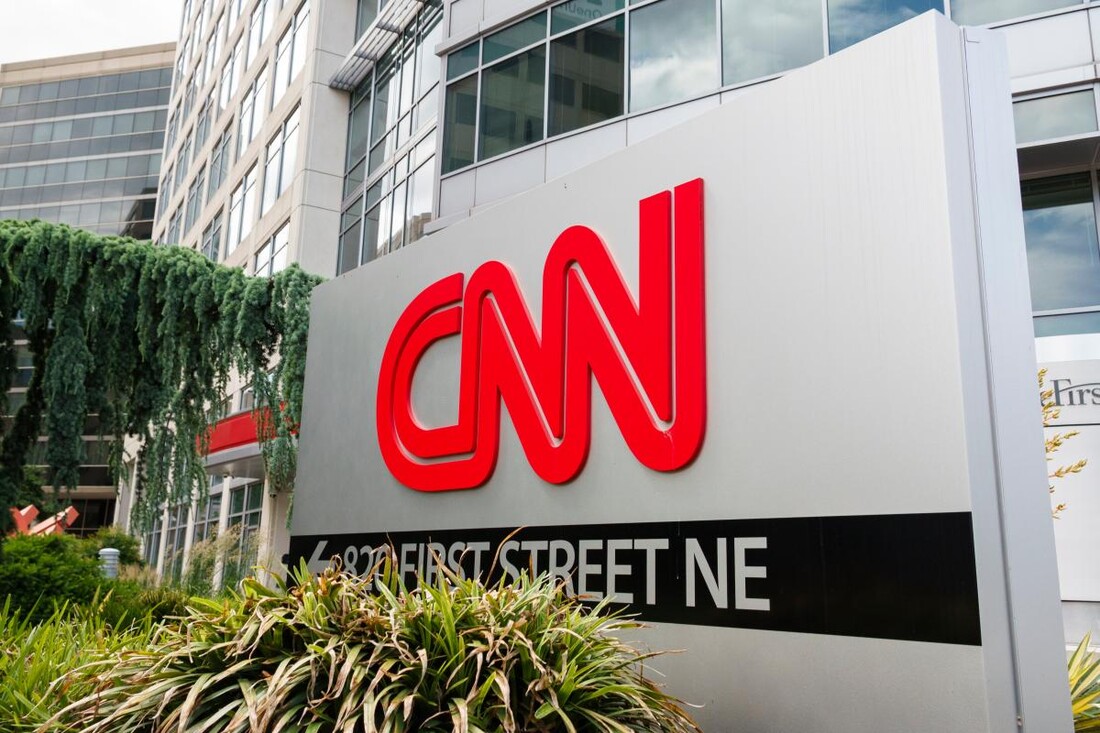 cnn-sign-displayed-outside-studios-123485980.jpg