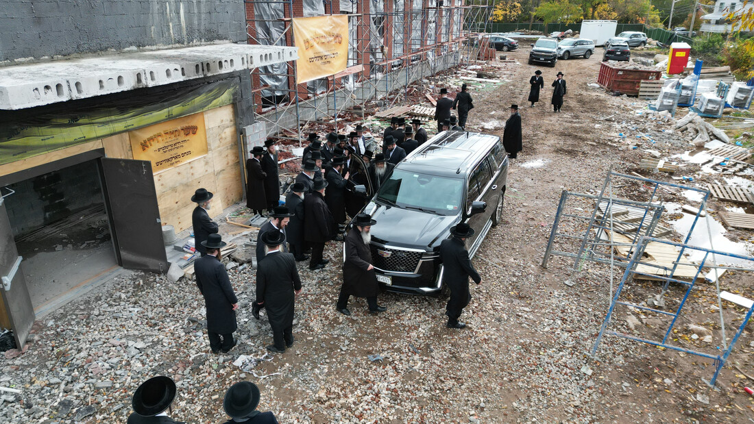 באזוך בילד 5.jpg